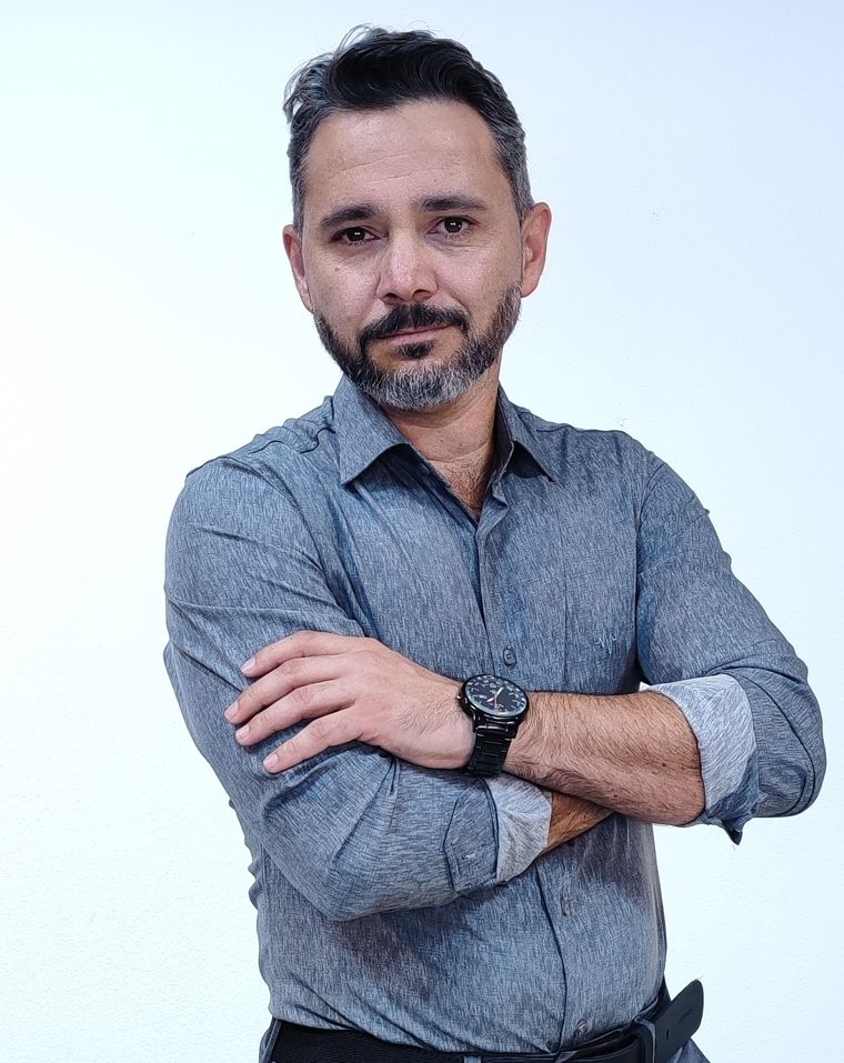 Ayrton Brandão